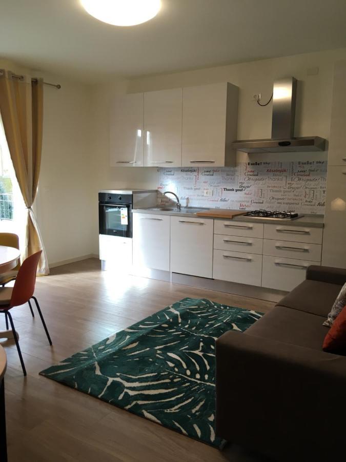 Residenza Elena Daire Rimini Dış mekan fotoğraf