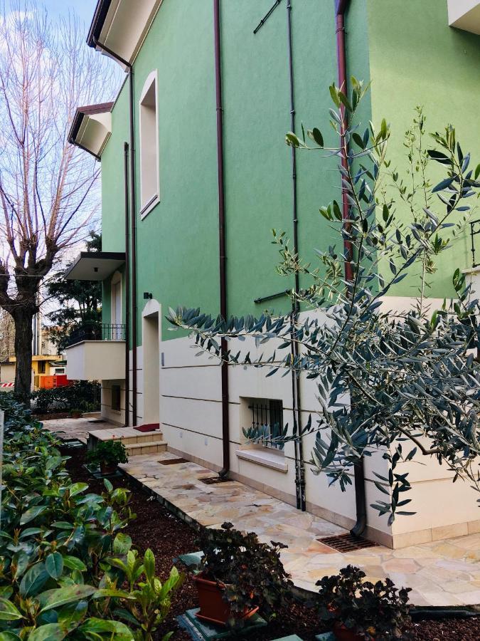 Residenza Elena Daire Rimini Dış mekan fotoğraf